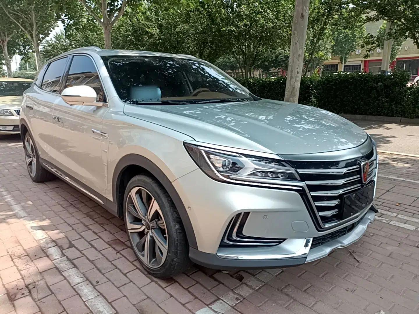 Roewe MARVEL X 2018 Rear-Drive Model — миниатюра 6