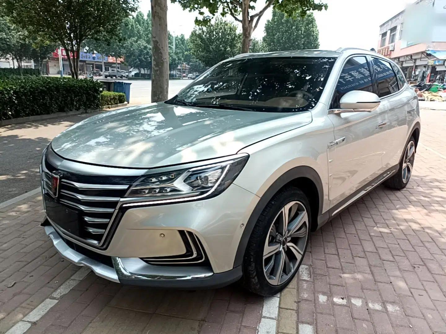 Roewe MARVEL X 2018 Rear-Drive Model — миниатюра 1