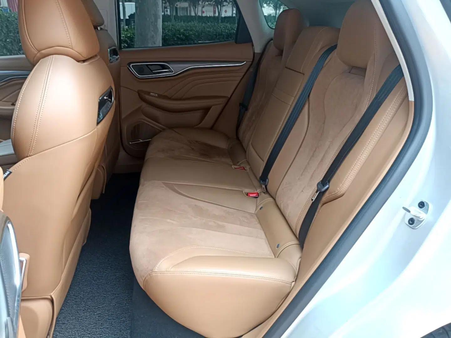 Roewe MARVEL X 2018 Rear-Drive Model — миниатюра 20