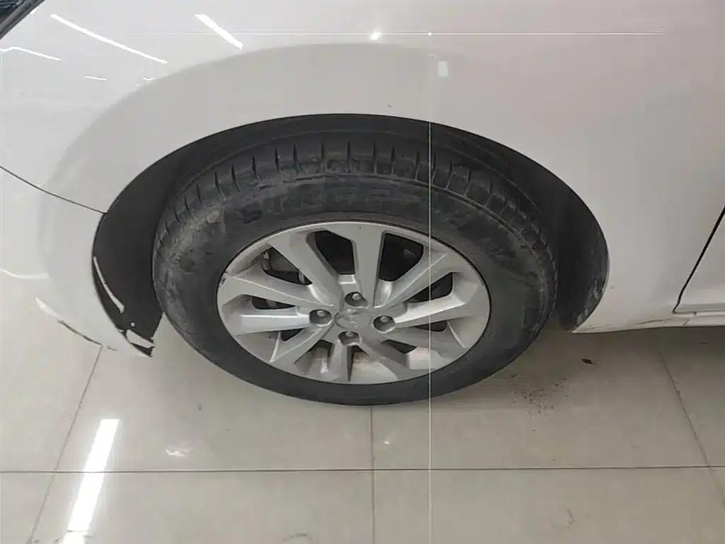 2016 Hyundai Verna 1.4L Automatic GLS (Cool Edition) — миниатюра 23