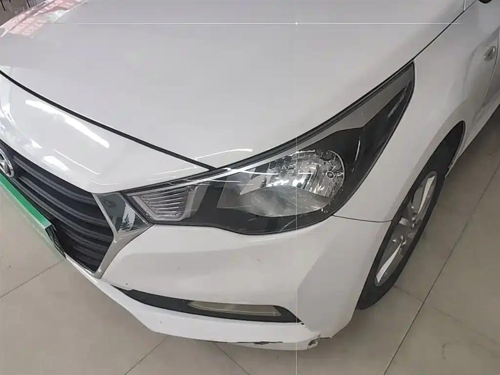 2016 Hyundai Verna 1.4L Automatic GLS (Cool Edition) — миниатюра 24