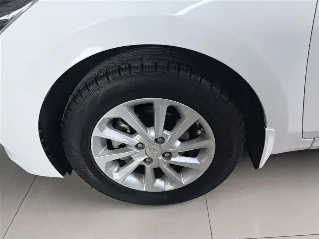 2016 Hyundai Verna 1.4L Automatic GLS (Cool Edition) — миниатюра 23