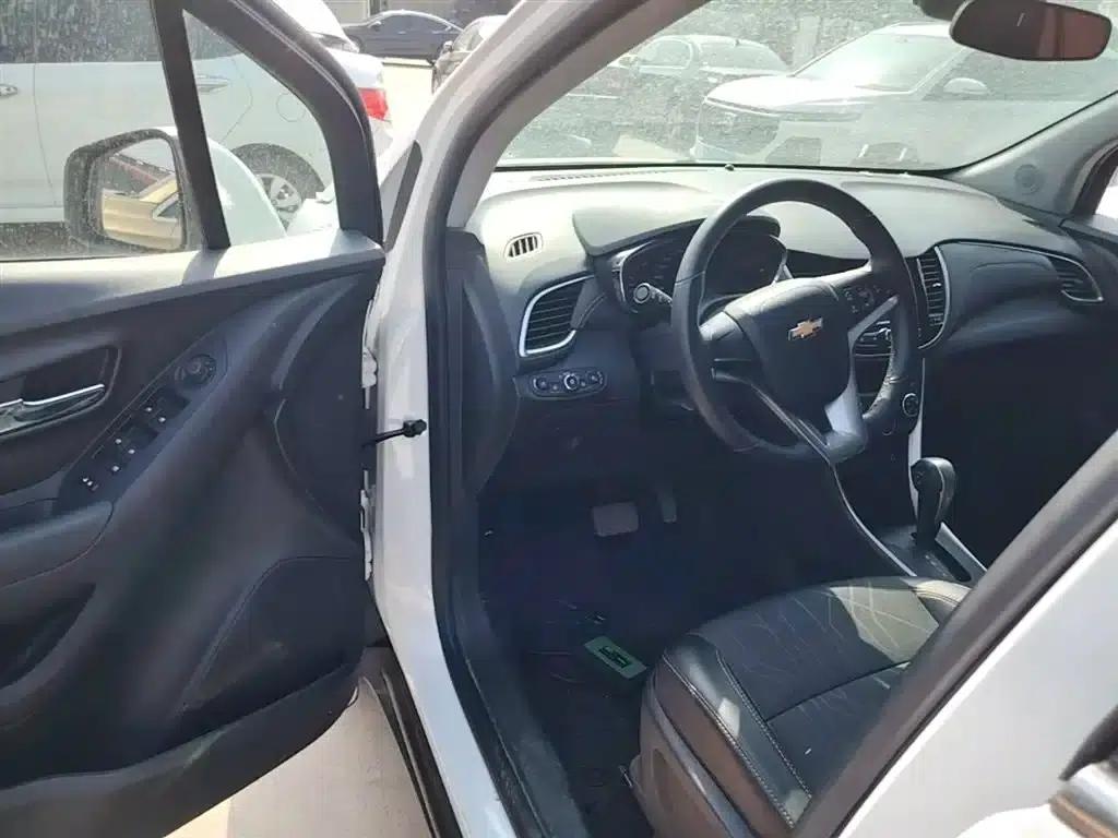 Chevrolet Trax 2017 1.4T Automatic 2WD Luxury — миниатюра 16