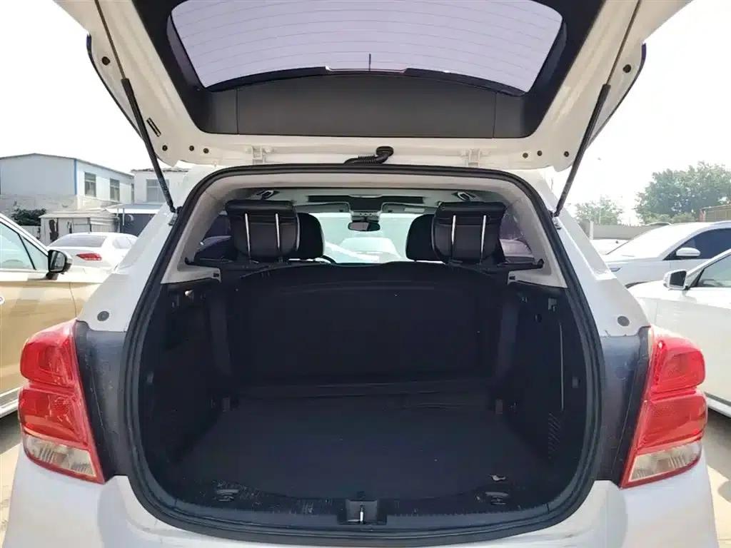 Chevrolet Trax 2017 1.4T Automatic 2WD Luxury — миниатюра 19