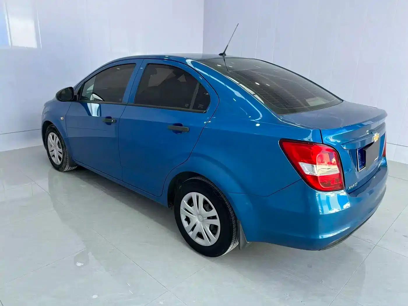 2014 Aveo Sedan 1.4SL AT Fashion Edition — миниатюра 3