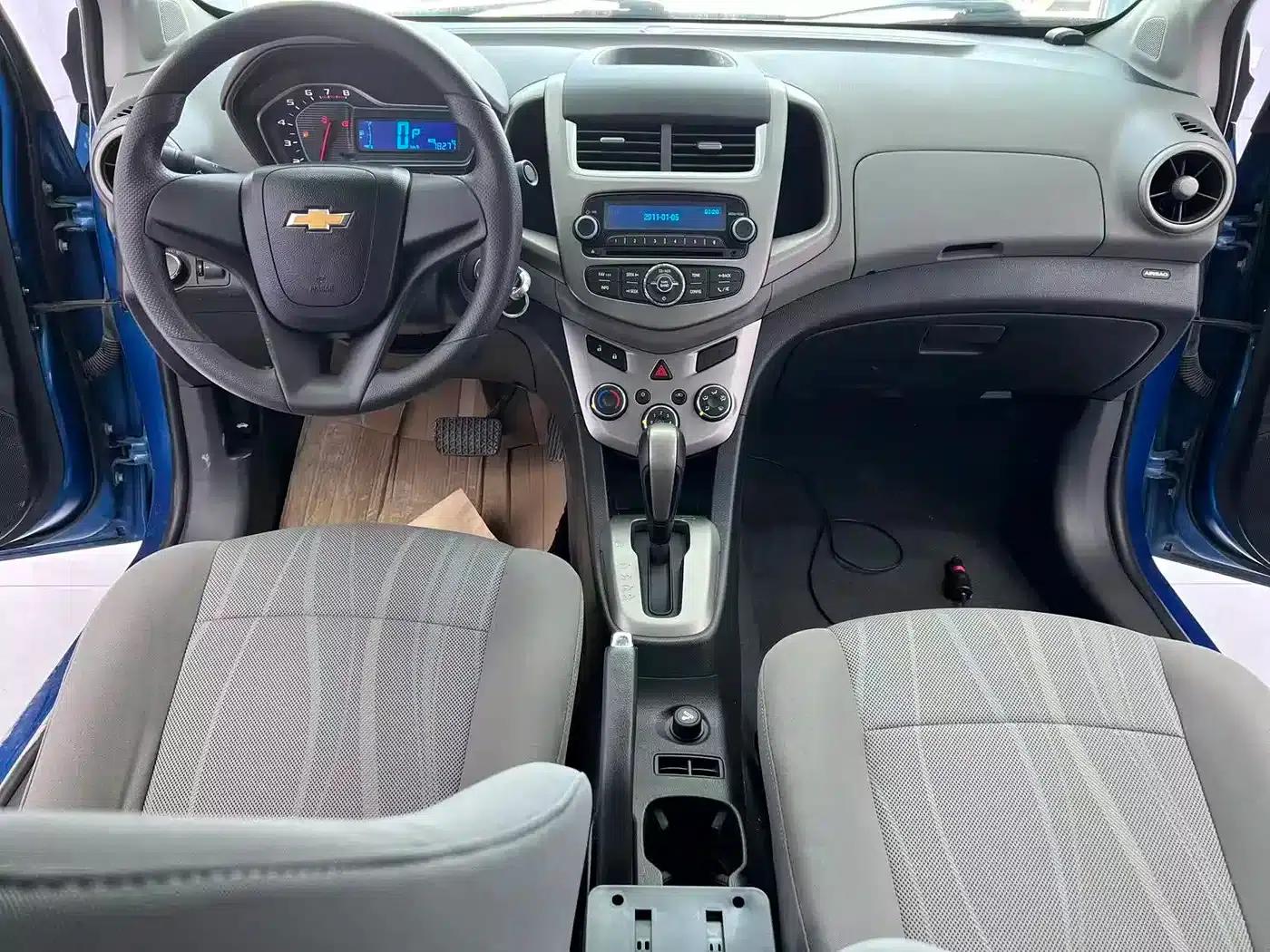 2014 Aveo Sedan 1.4SL AT Fashion Edition — миниатюра 9