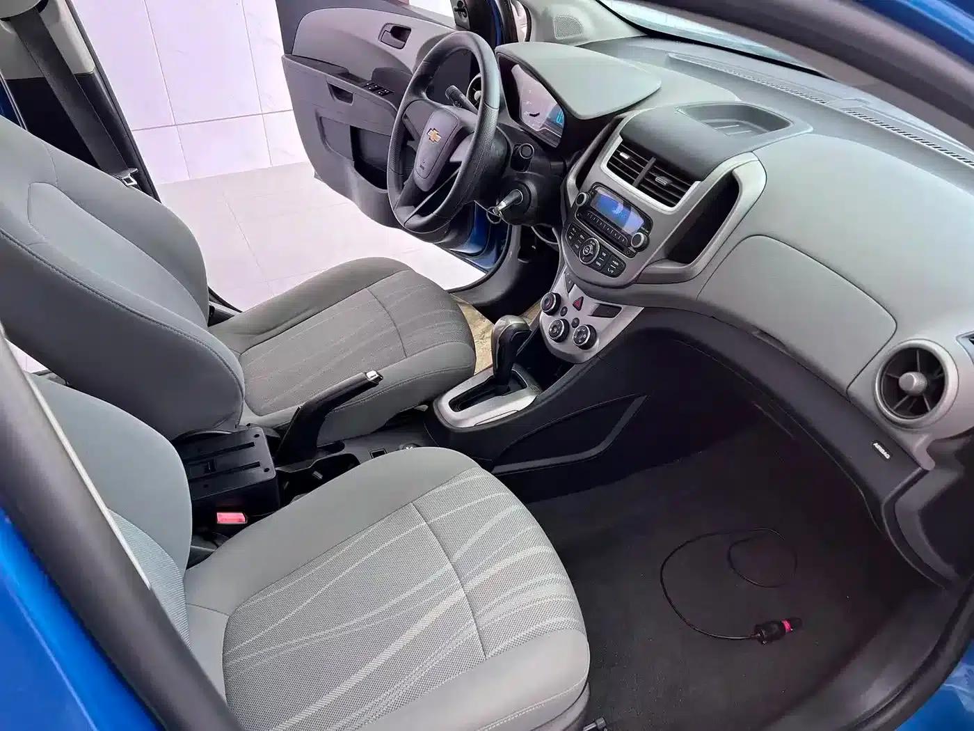 2014 Aveo Sedan 1.4SL AT Fashion Edition — миниатюра 10