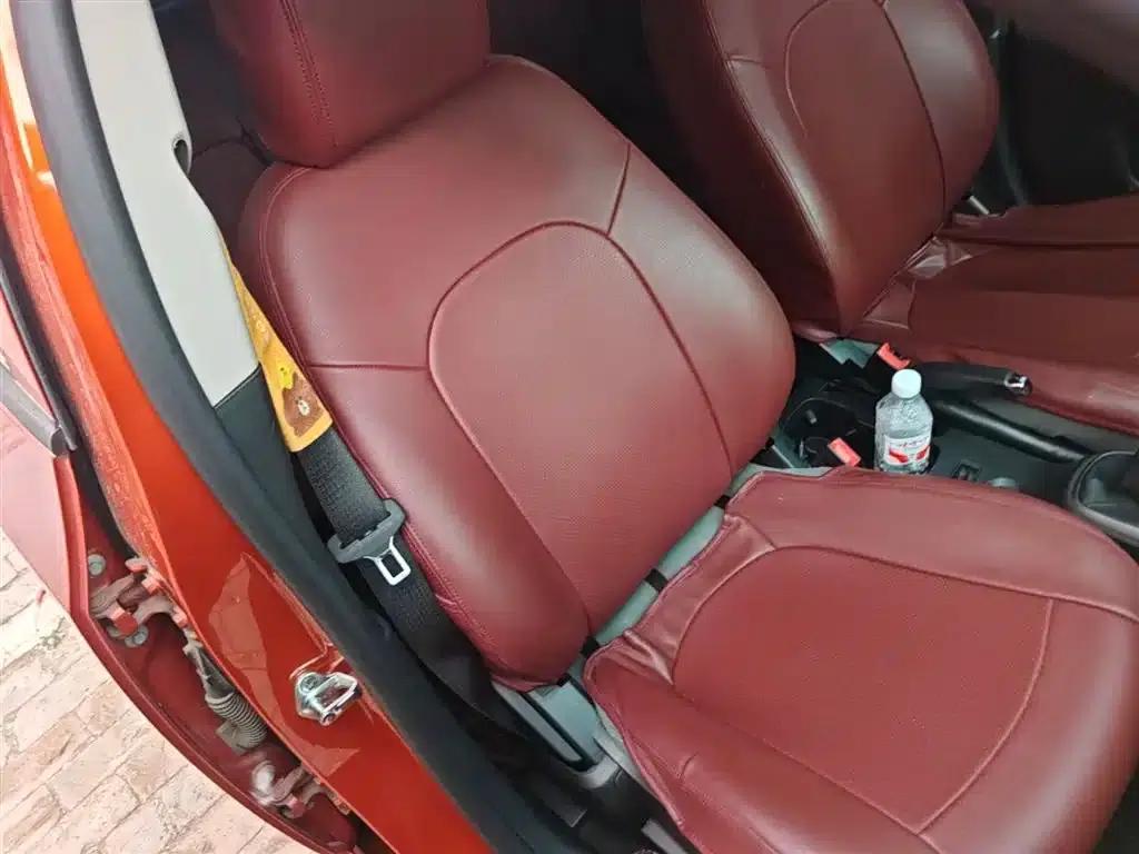2014 Aveo Hatchback 1.4SL MT Comfort Edition — миниатюра 25
