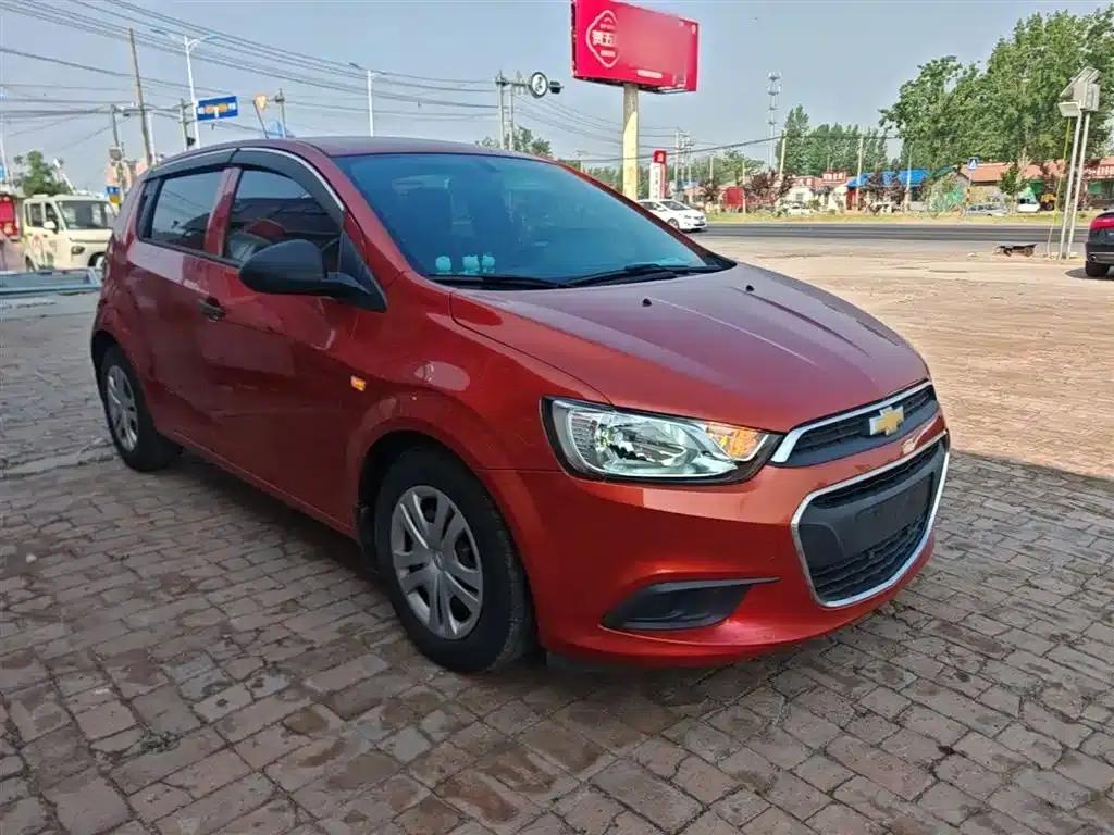2014 Aveo Hatchback 1.4SL MT Comfort Edition — миниатюра 4