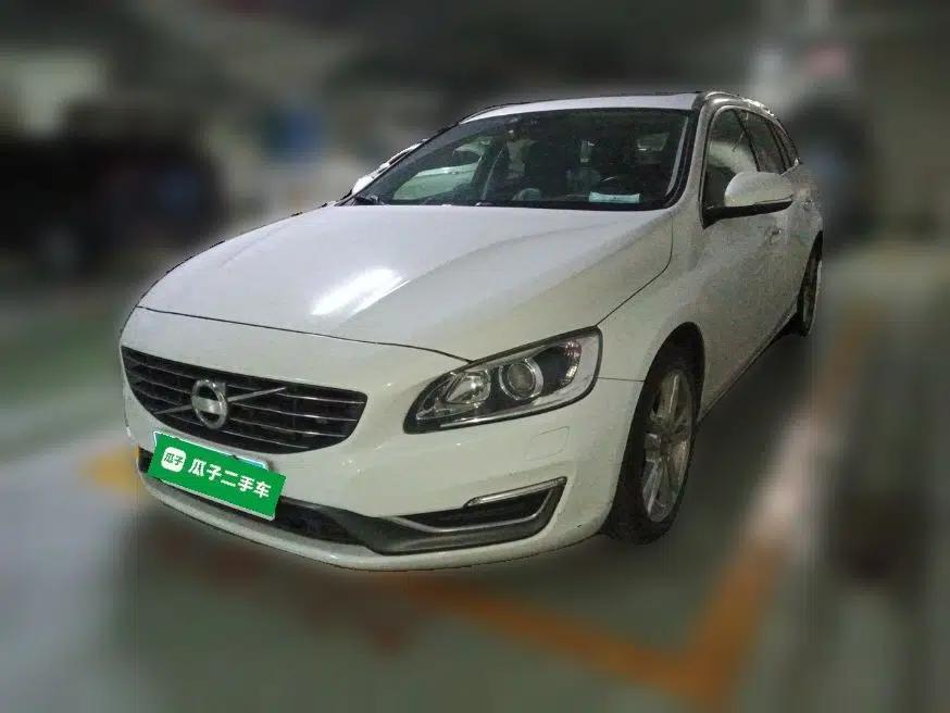Volvo V60 2013 T5 Zhiya Edition — миниатюра 1