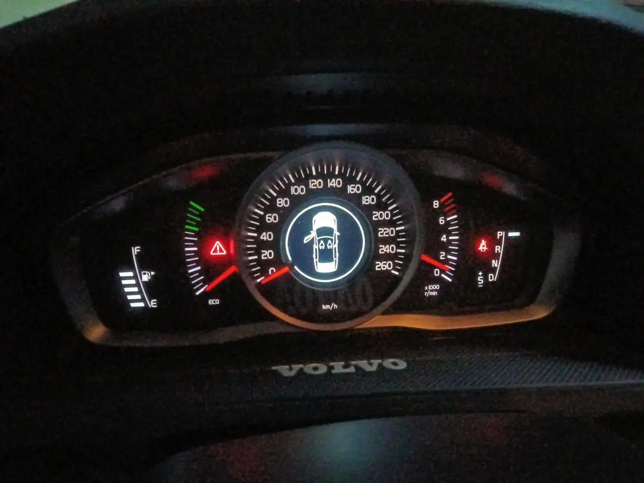 Volvo V60 2013 T5 Zhiya Edition — миниатюра 12