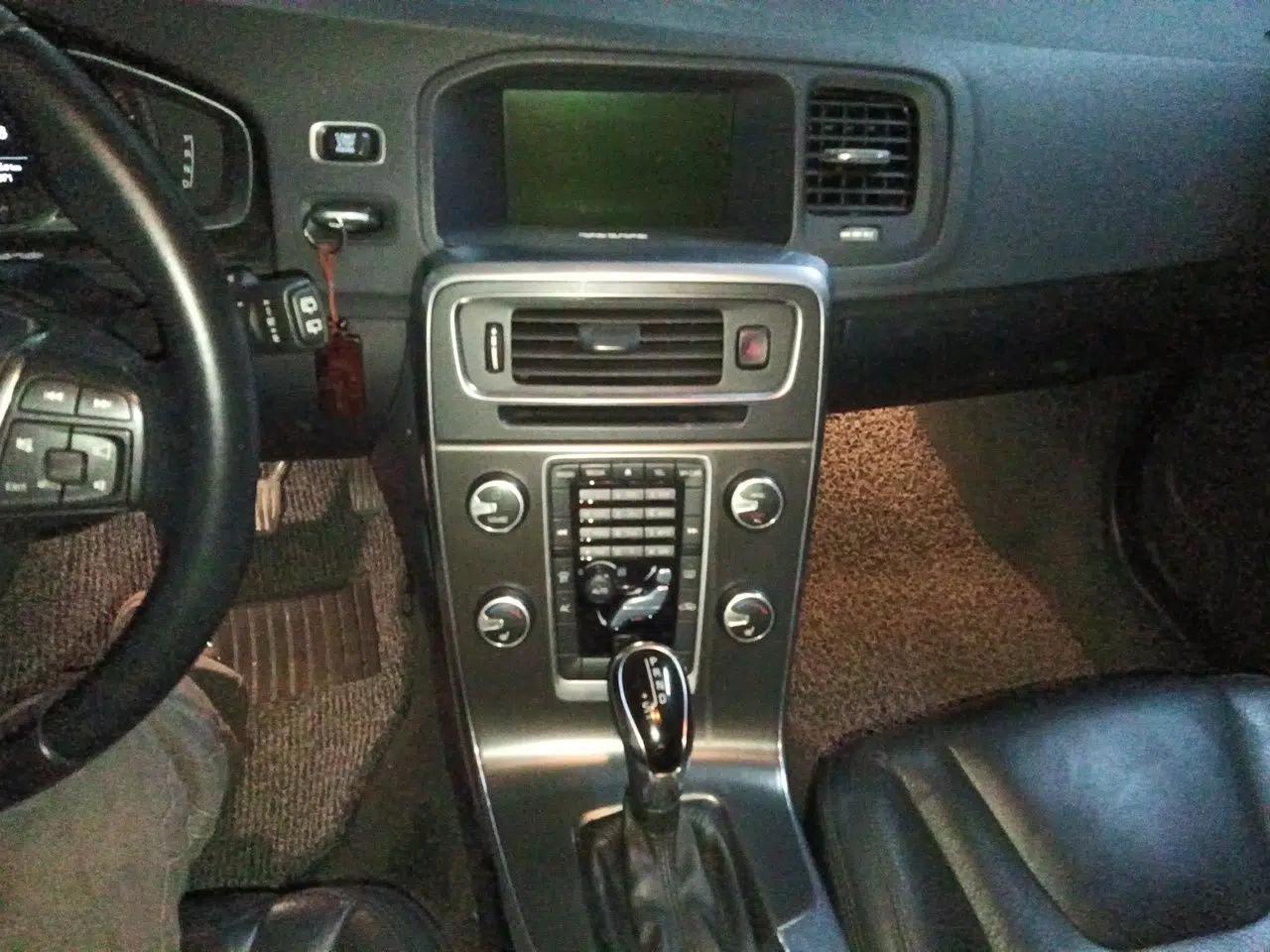 Volvo V60 2013 T5 Zhiya Edition — миниатюра 14