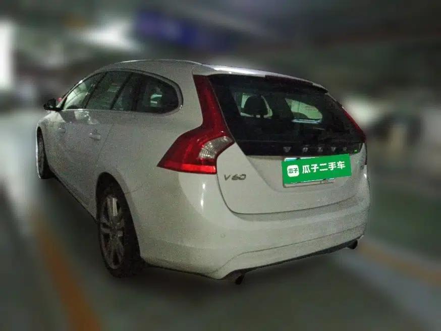 Volvo V60 2013 T5 Zhiya Edition — миниатюра 4