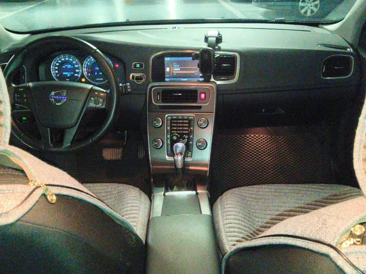 Volvo V60 2013 T5 Smart Edition — миниатюра 10
