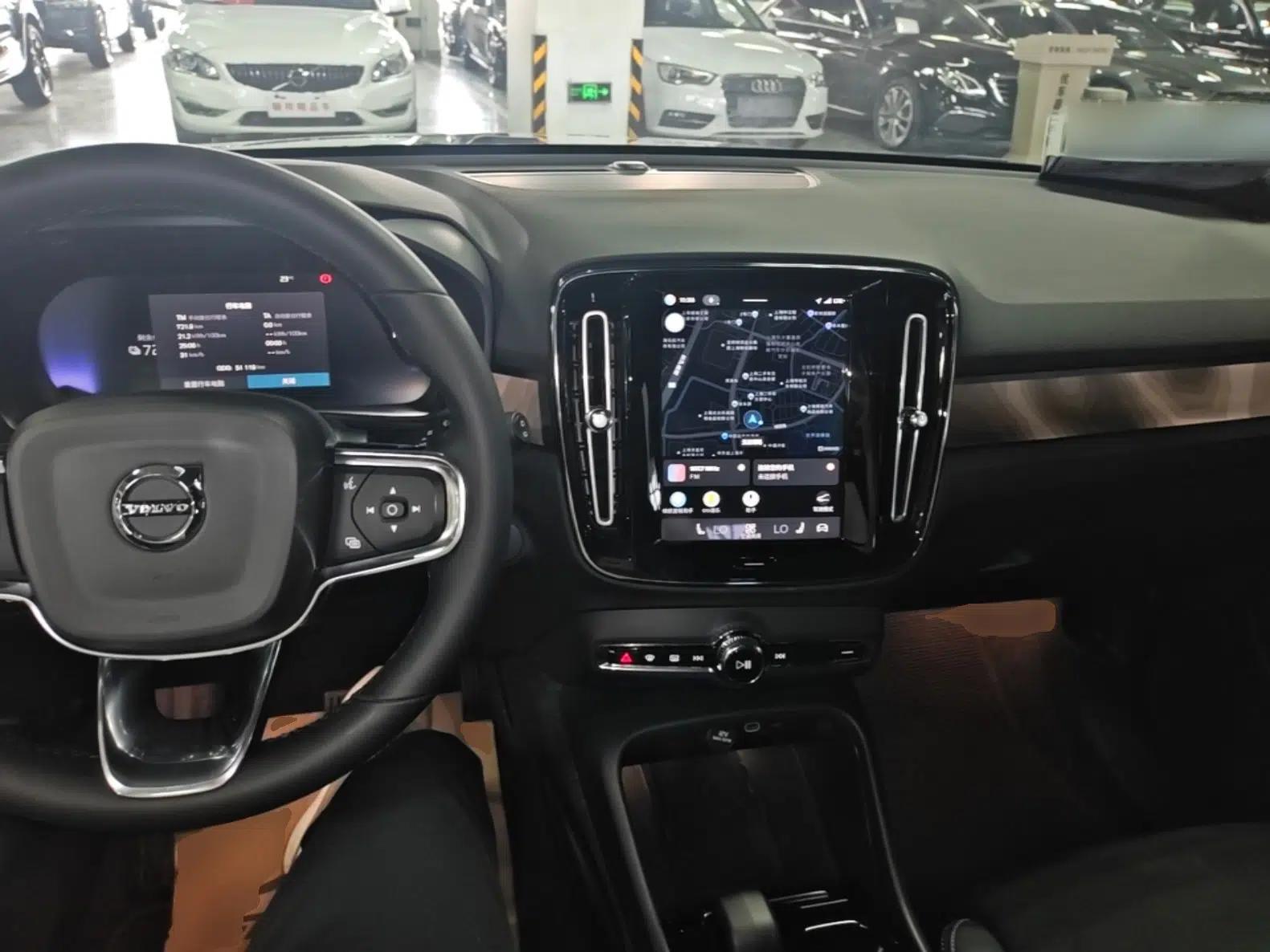Volvo XC40 New Energy 2023 Long-Range Version — миниатюра 12