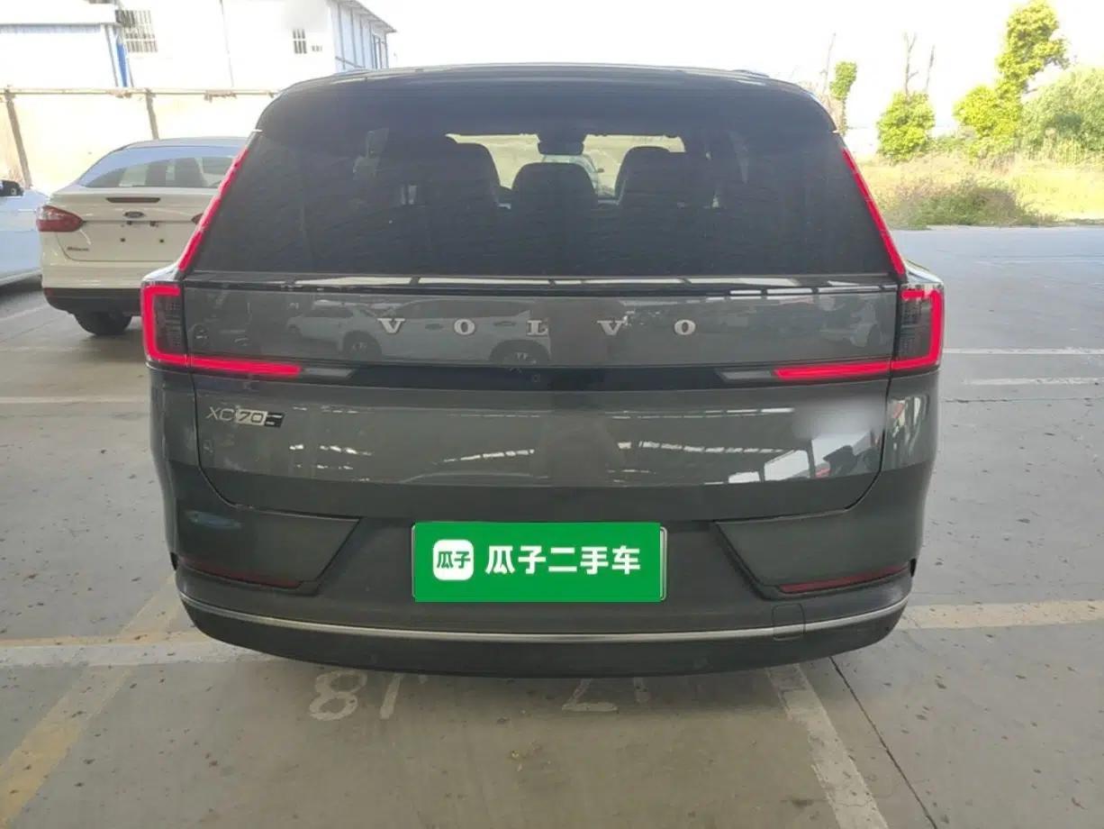 Volvo XC70 Plug-in Hybrid 2026 Model Four-Wheel Drive Long-Range Ultra — миниатюра 5