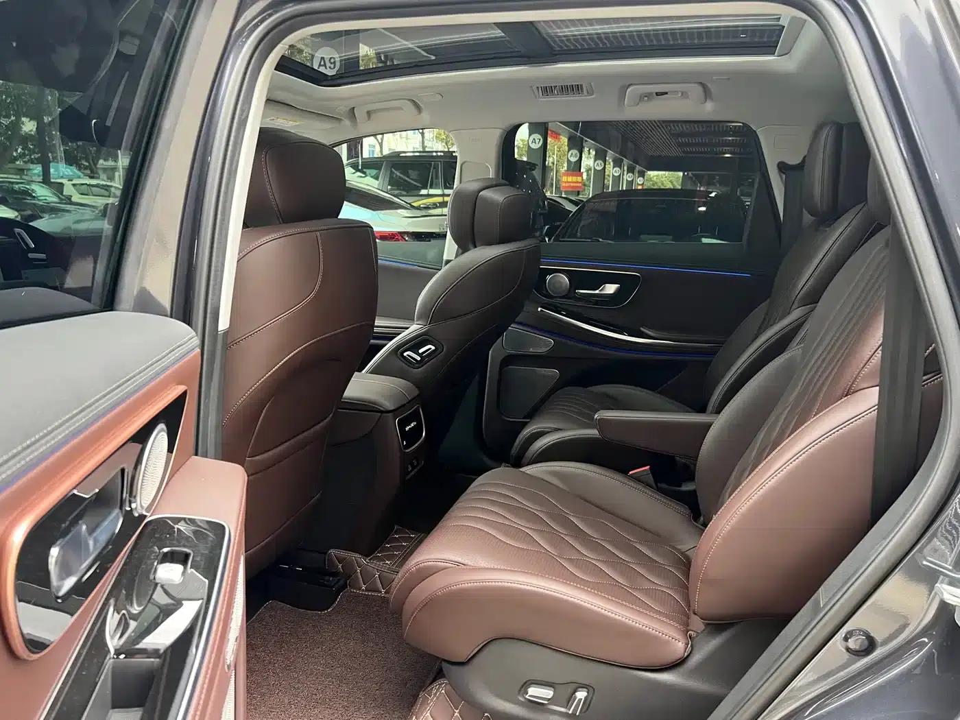 Starlight Moon 2023 400T AWD Star Supreme Edition 6-seater — миниатюра 8