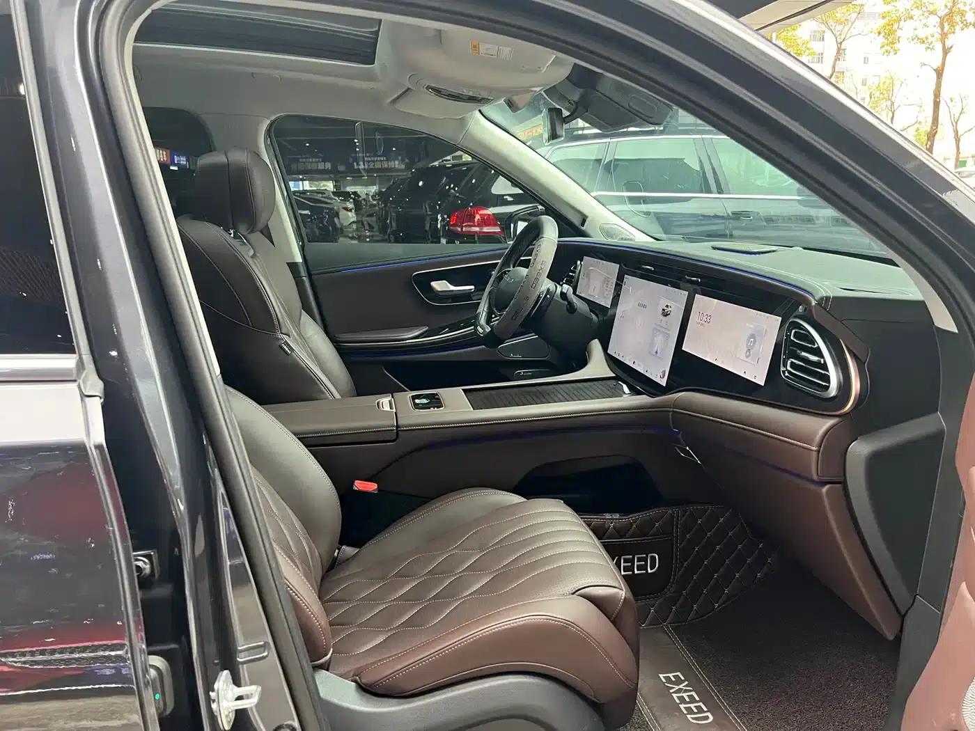Starlight Moon 2023 400T AWD Star Supreme Edition 6-seater — миниатюра 9
