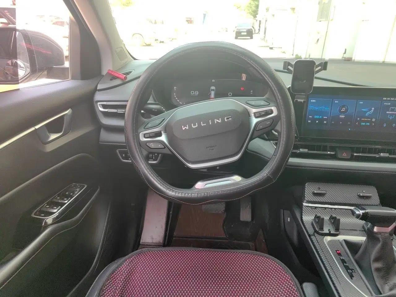 Wuling Victory 2020 1.5T CVT Luxury Model — миниатюра 11