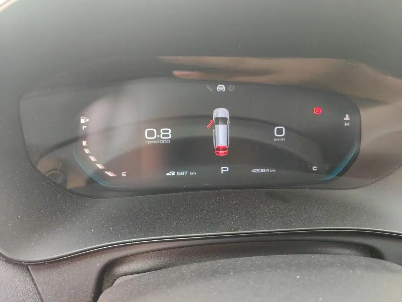 Wuling Victory 2020 1.5T CVT Luxury Model — миниатюра 12