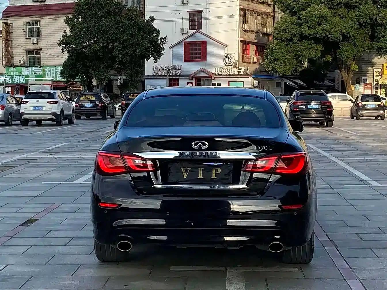 Infiniti Q70 2017 Q70L 2.5L Elite Edition — миниатюра 13