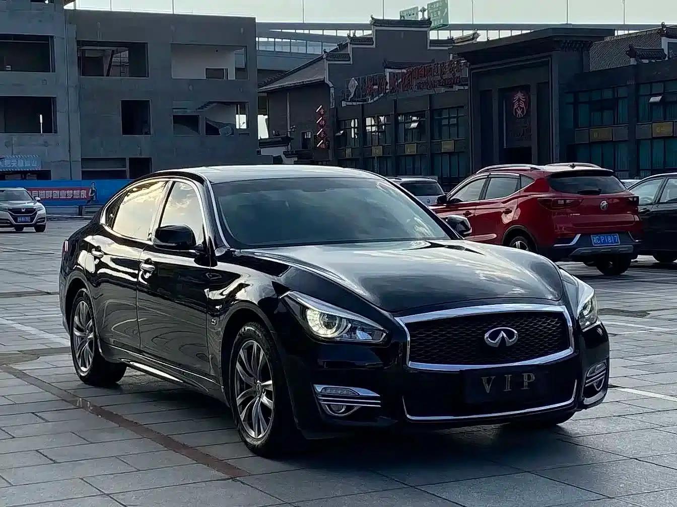 Infiniti Q70 2017 Q70L 2.5L Elite Edition — миниатюра 3