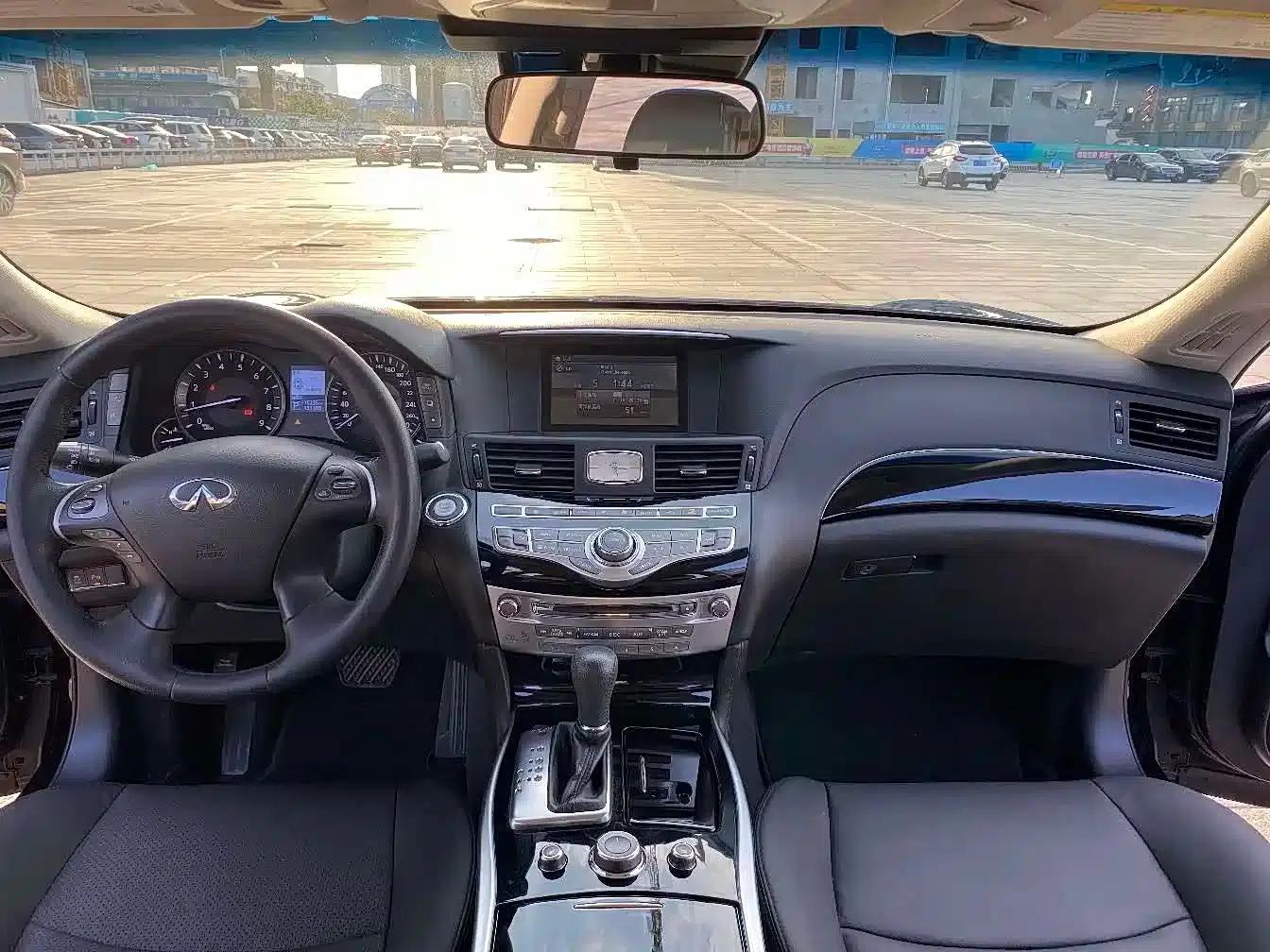 Infiniti Q70 2017 Q70L 2.5L Elite Edition — миниатюра 7