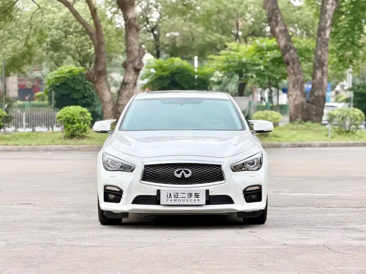 Infiniti Q50 2014 2.0T Comfort Edition — миниатюра 2