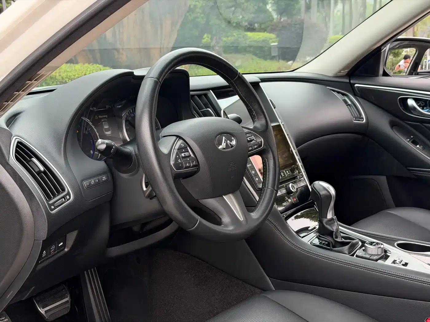 Infiniti Q50 2014 2.0T Comfort Edition — миниатюра 8