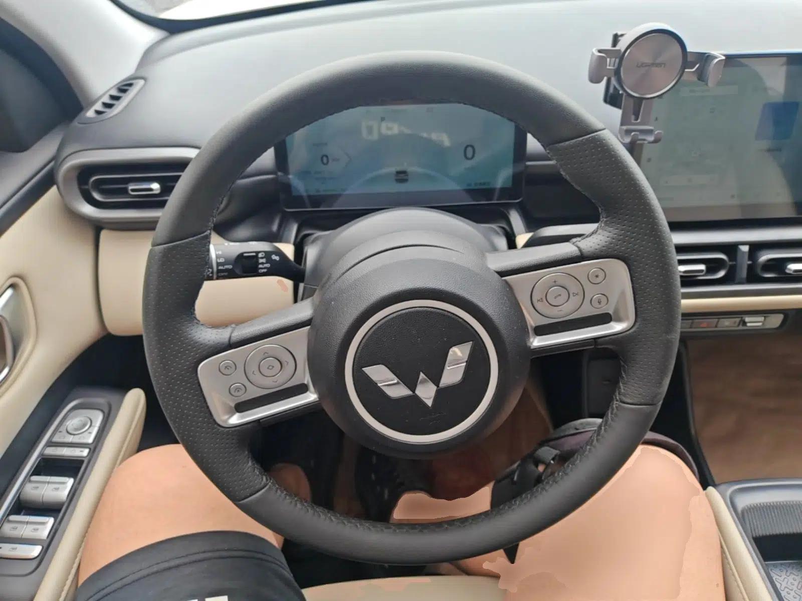 Wuling Bingo PLUS 2024 330 km Range Five-Seater Version — миниатюра 13