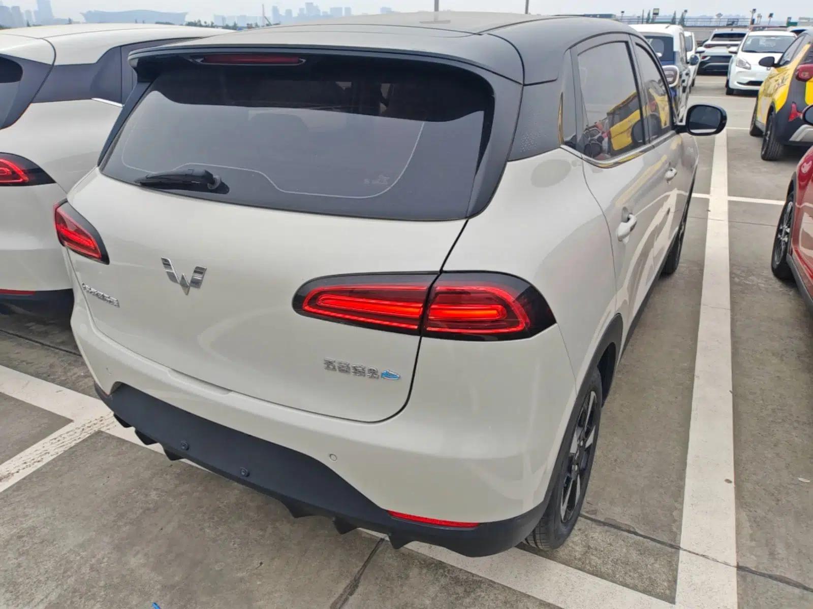 Wuling Bingo PLUS 2024 330 km Range Five-Seater Version — миниатюра 4