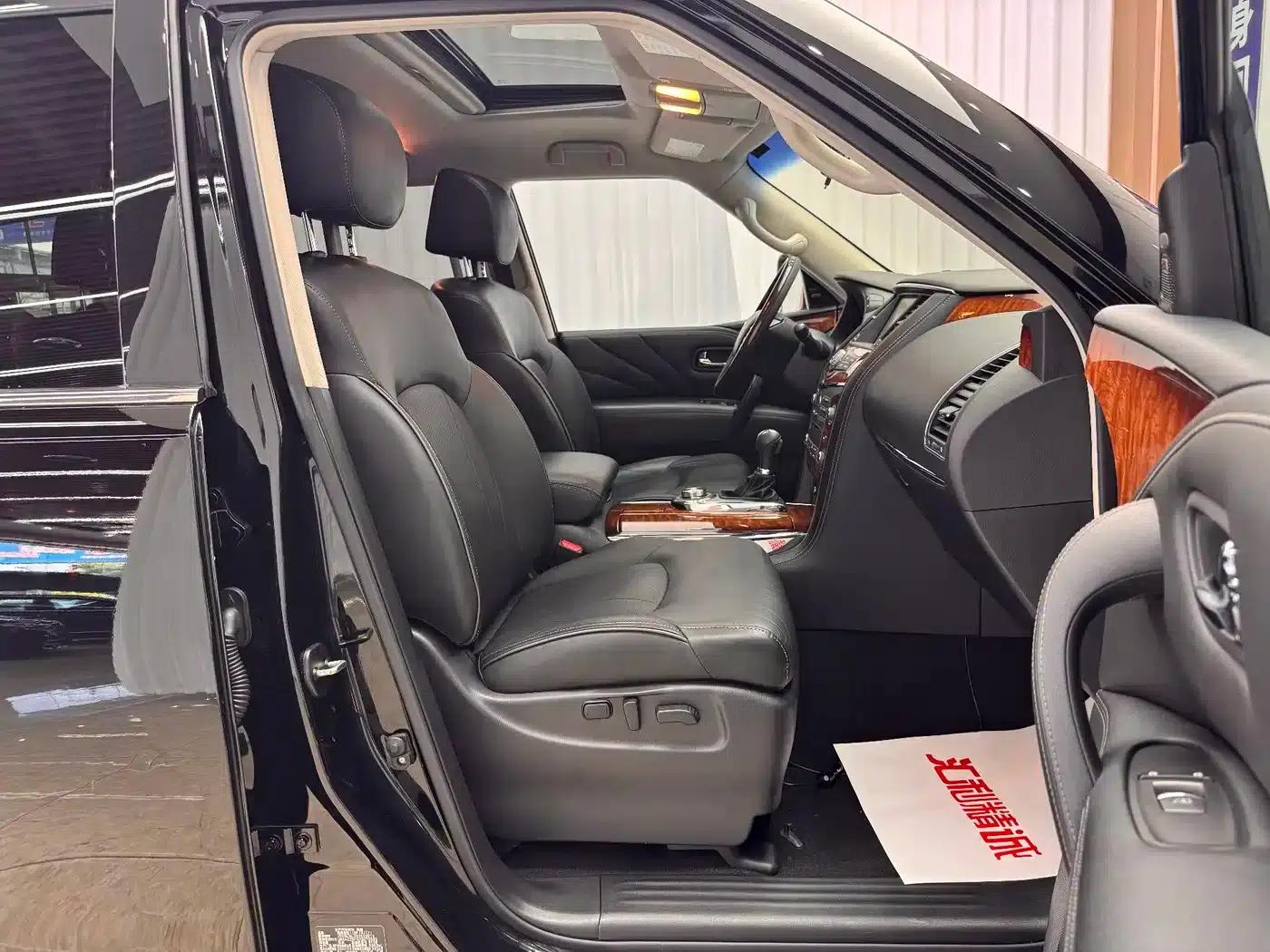 Infiniti QX80 2016 5.6L 4WD — миниатюра 18