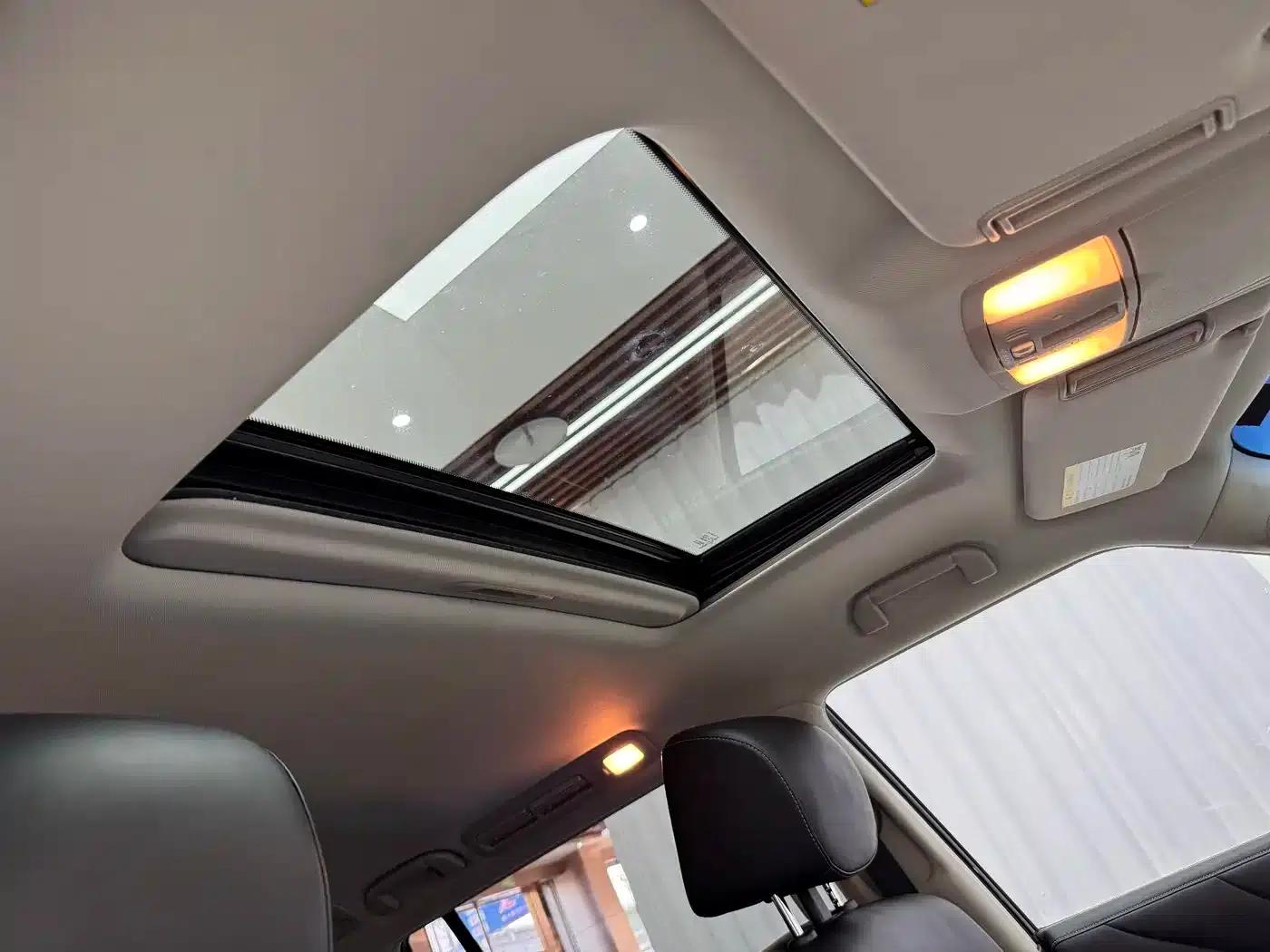 Infiniti QX80 2016 5.6L 4WD — миниатюра 20