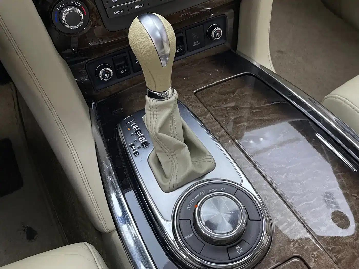 Infiniti QX80 2013 5.6L 4WD — миниатюра 12