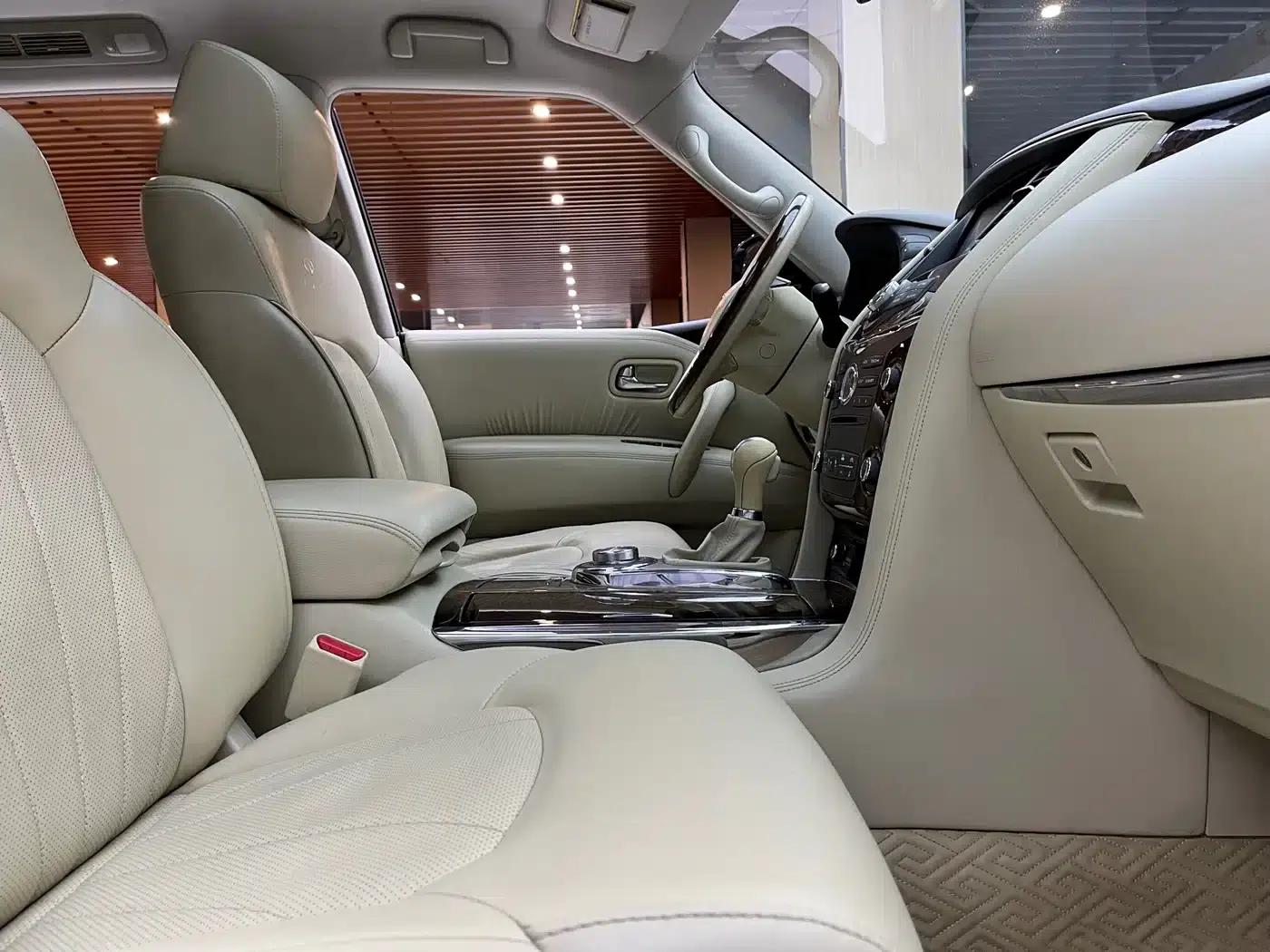Infiniti QX80 2013 5.6L 4WD — миниатюра 6