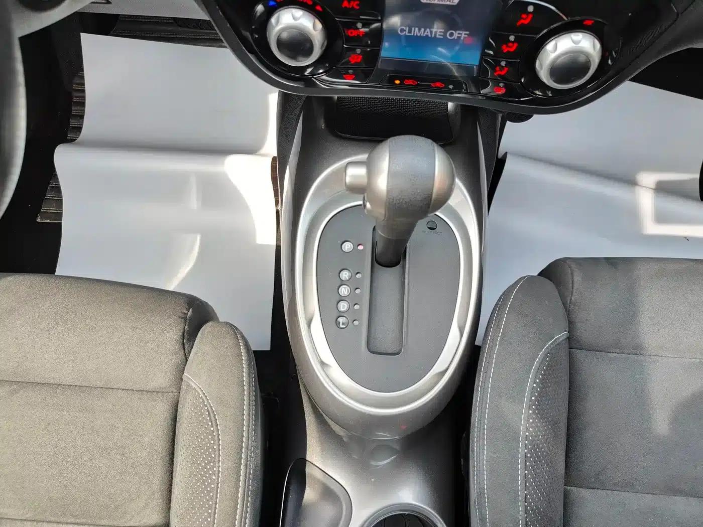Infiniti ESQ 2014 1.6L Sporty Edition — миниатюра 12