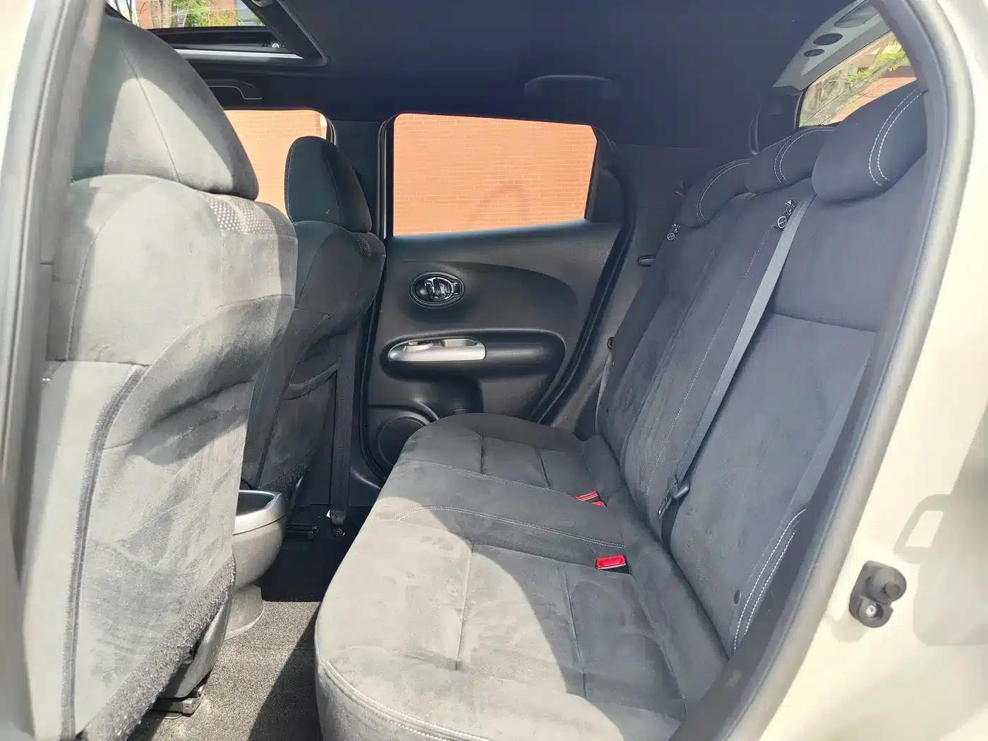 Infiniti ESQ 2014 1.6L Sporty Edition — миниатюра 6