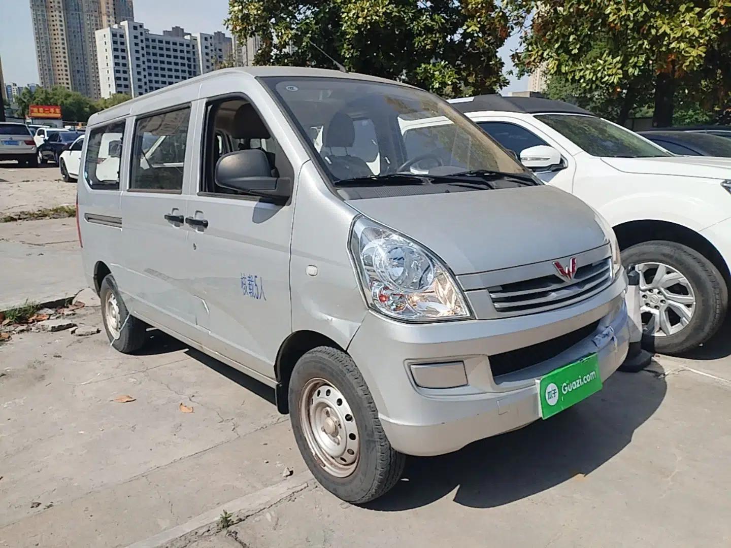 Wuling Rongguang S 2021 1.2L Base Model 5-Seater LSI — миниатюра 3