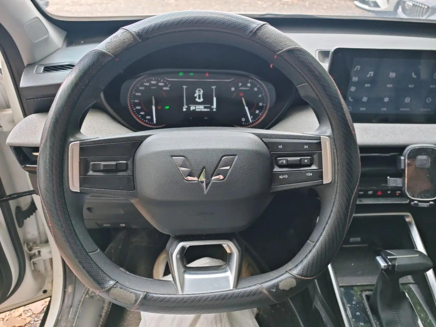 Wuling Alvez 2022 1.5L CVT Comfort Edition — миниатюра 14