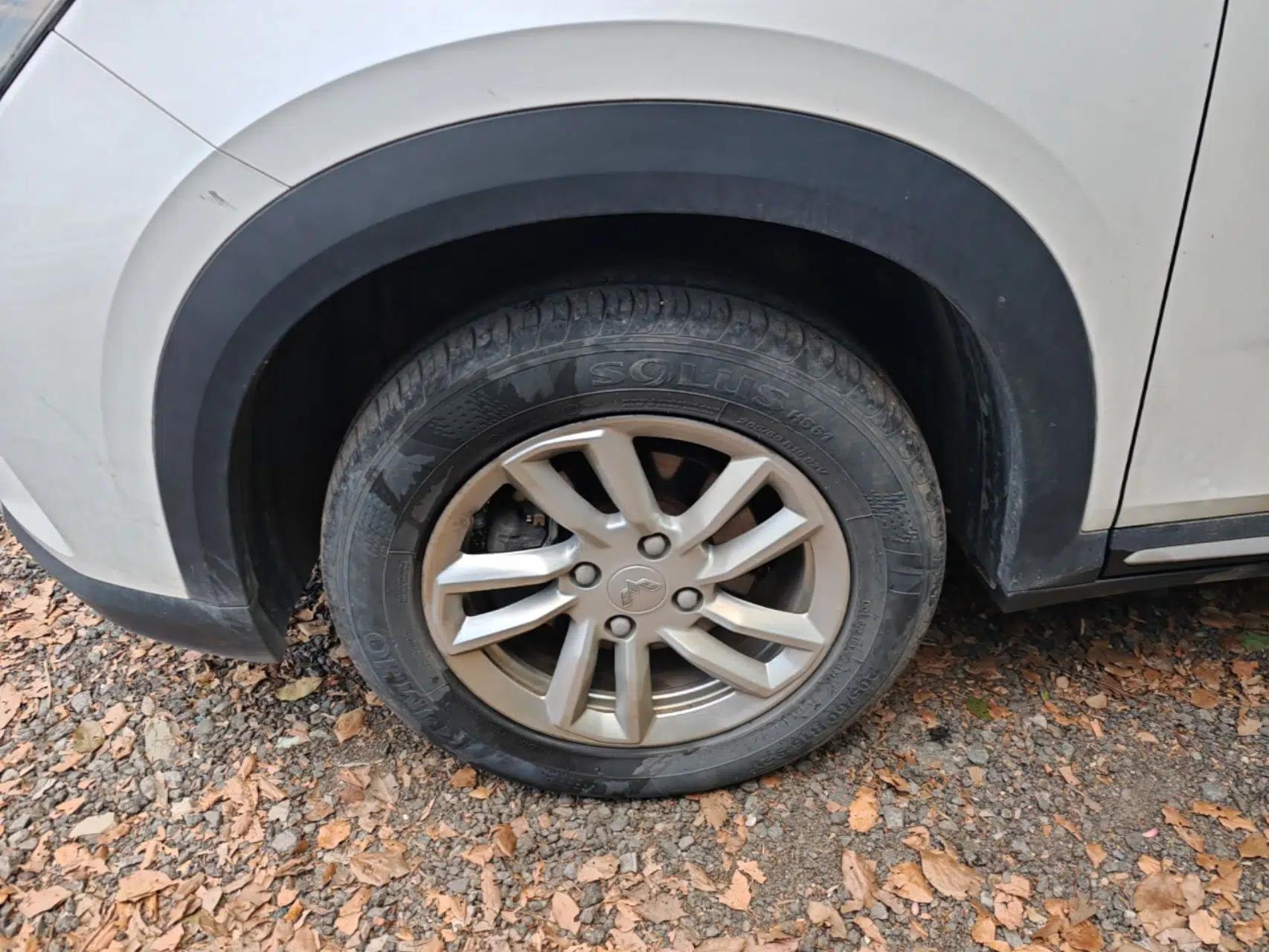 Wuling Alvez 2022 1.5L CVT Comfort Edition — миниатюра 8