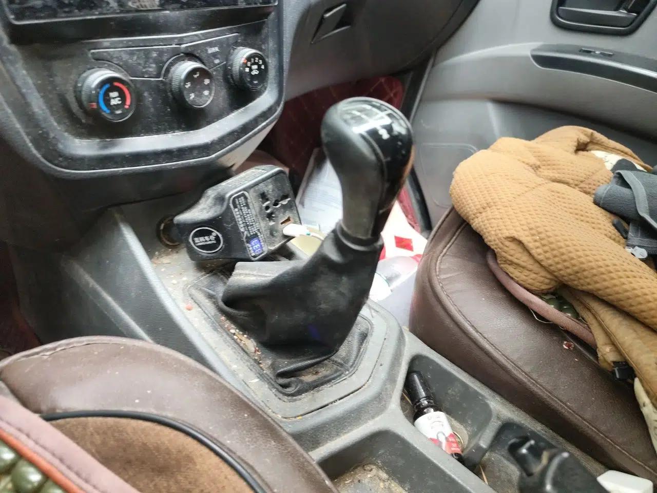 Wuling Zhengcheng 2015 1.8L Comfort Model LJ479QE2 — миниатюра 15