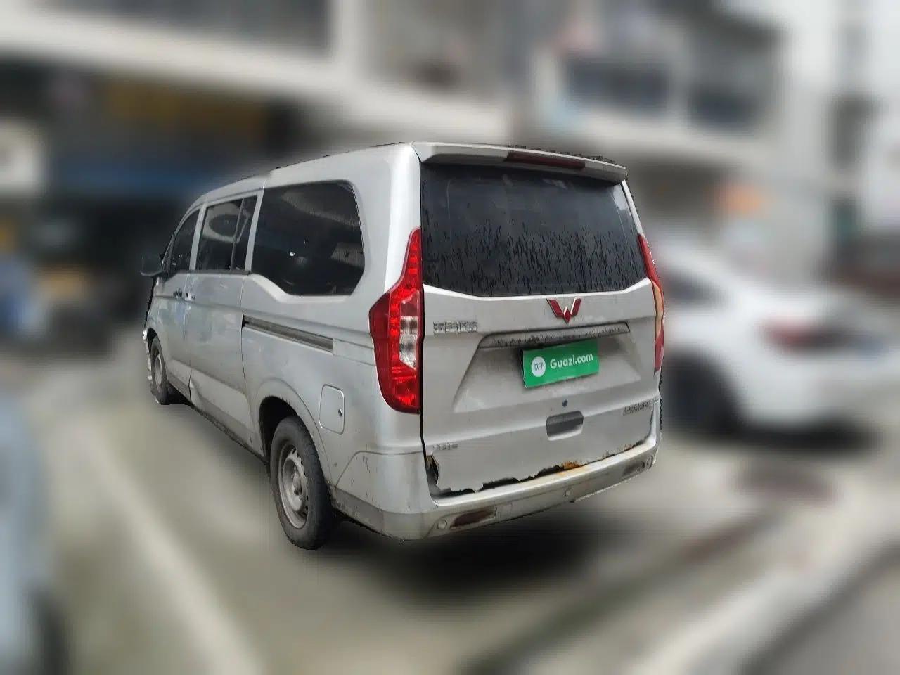 Wuling Zhengcheng 2015 1.8L Comfort Model LJ479QE2 — миниатюра 4
