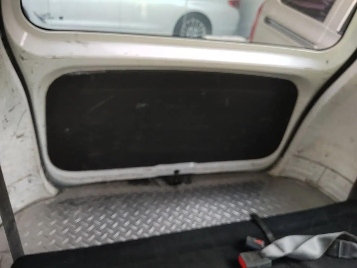 Wuling Hongguang PLUS 2020 1.5L Manual Standard Edition 7-Seater — миниатюра 22