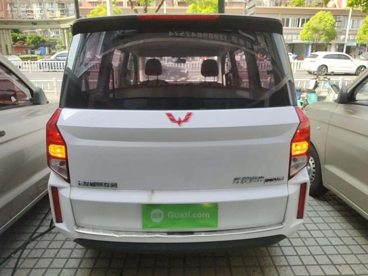 Wuling Hongguang PLUS 2020 1.5L Manual Standard Edition 7-Seater — миниатюра 5