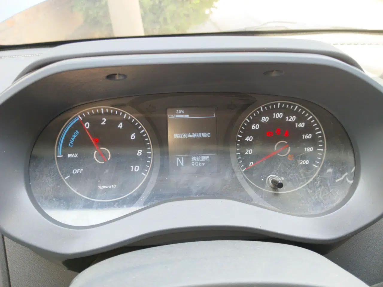 Wuling Yangguang 2024 300KM Comfort Version Passenger Van 75kW — миниатюра 12