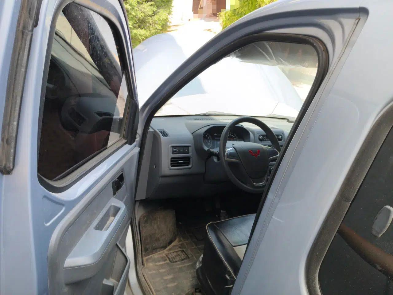 Wuling Yangguang 2024 300KM Comfort Version Passenger Van 75kW — миниатюра 17
