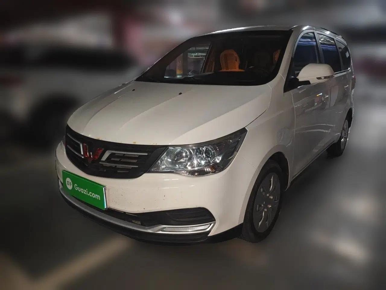 Wuling 730 2020 Commercial Vehicle 1.5L Manual Value Edition 7 Seats — миниатюра 1