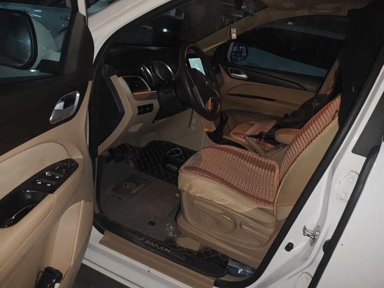Wuling 730 2020 Commercial Vehicle 1.5L Manual Value Edition 7 Seats — миниатюра 17