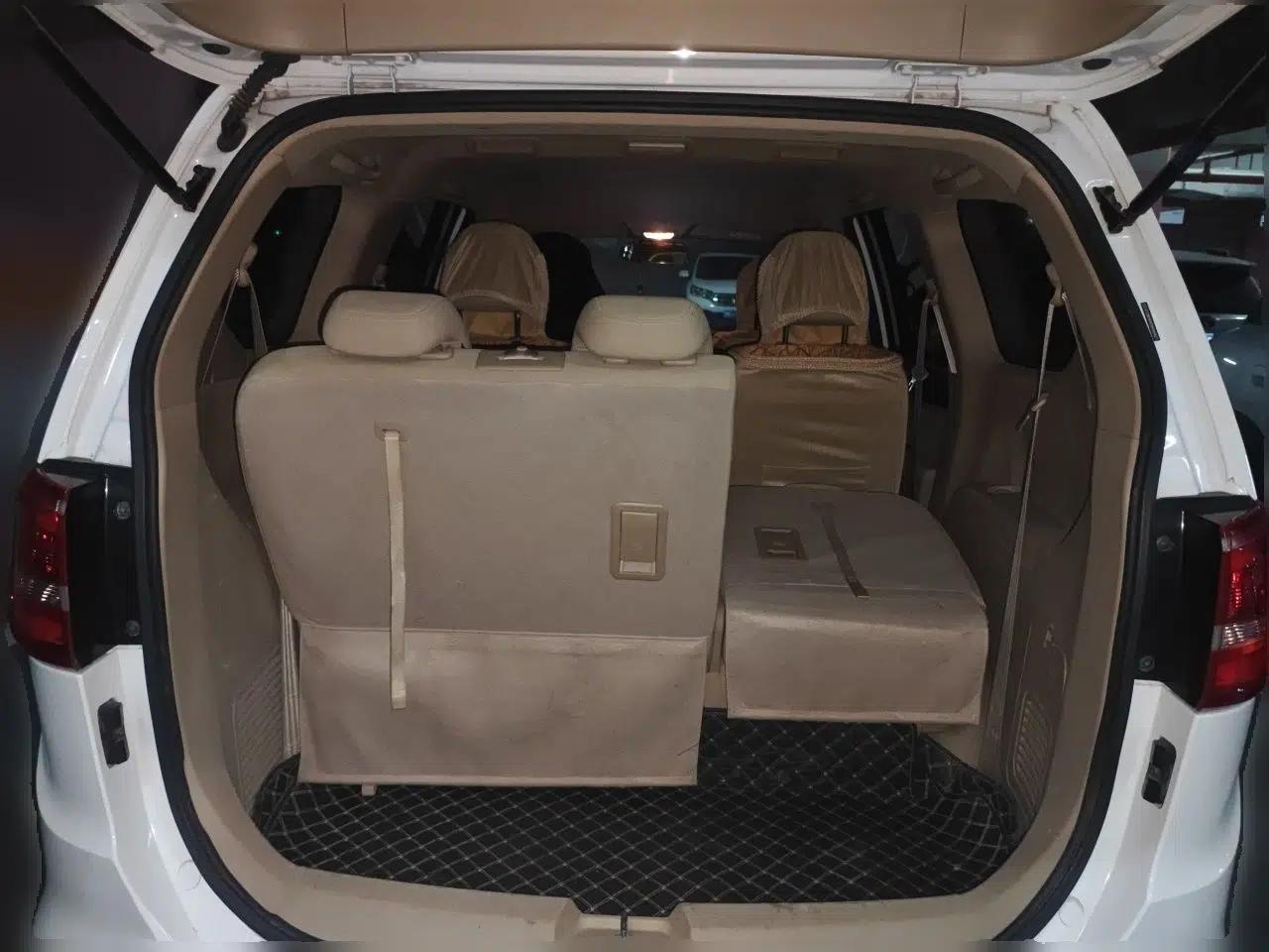 Wuling 730 2020 Commercial Vehicle 1.5L Manual Value Edition 7 Seats — миниатюра 20