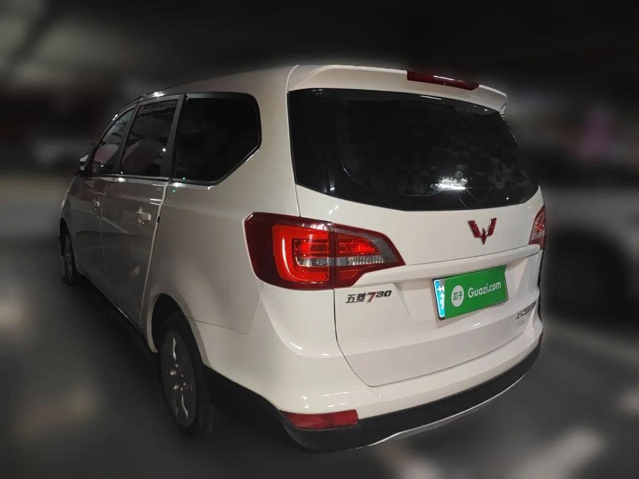 Wuling 730 2020 Commercial Vehicle 1.5L Manual Value Edition 7 Seats — миниатюра 4